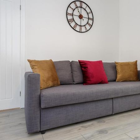 Harold House - Modern Open Plan 4 Bedroom, 3 Bathroom House In Central Southsea, Portsmouth Exterior photo