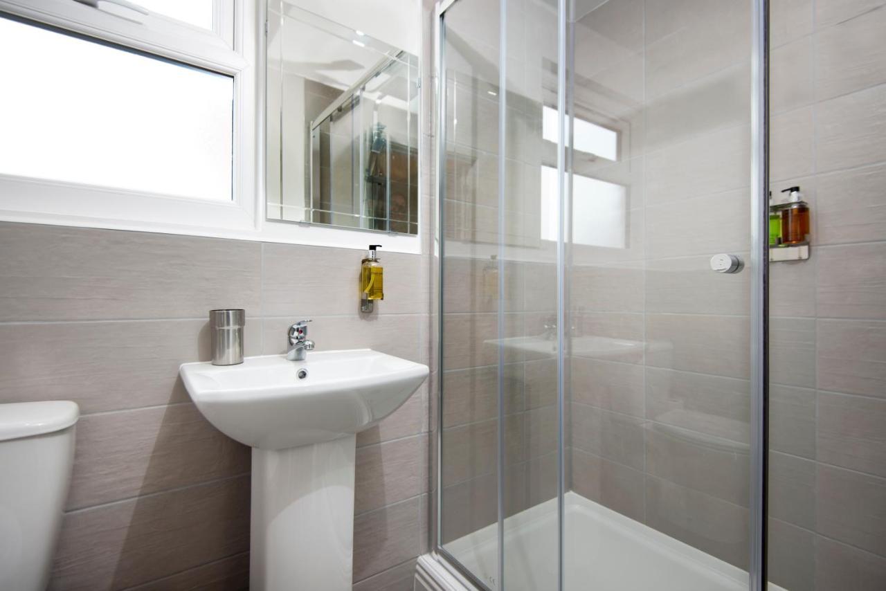 Harold House - Modern Open Plan 4 Bedroom, 3 Bathroom House In Central Southsea, Portsmouth Exterior photo