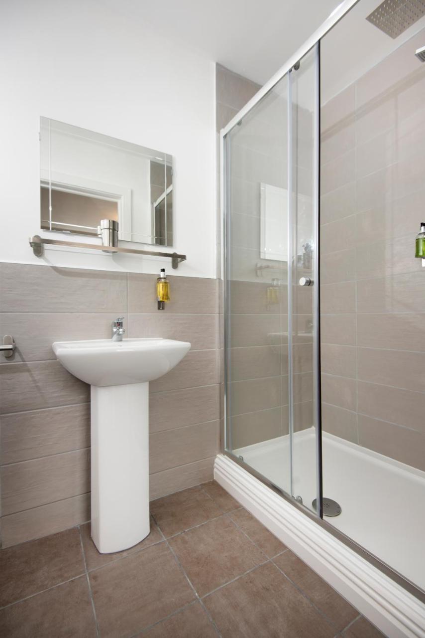 Harold House - Modern Open Plan 4 Bedroom, 3 Bathroom House In Central Southsea, Portsmouth Exterior photo